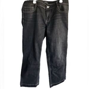 EUC - White House/Black Market Capri Jeans - Size 10